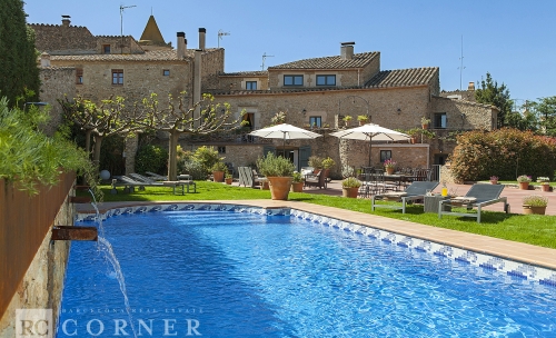 Masia de ensueño con piscina en Madremanya